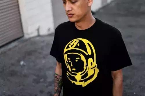 这些潮牌你认识吗街头采访,美国流行十大潮牌