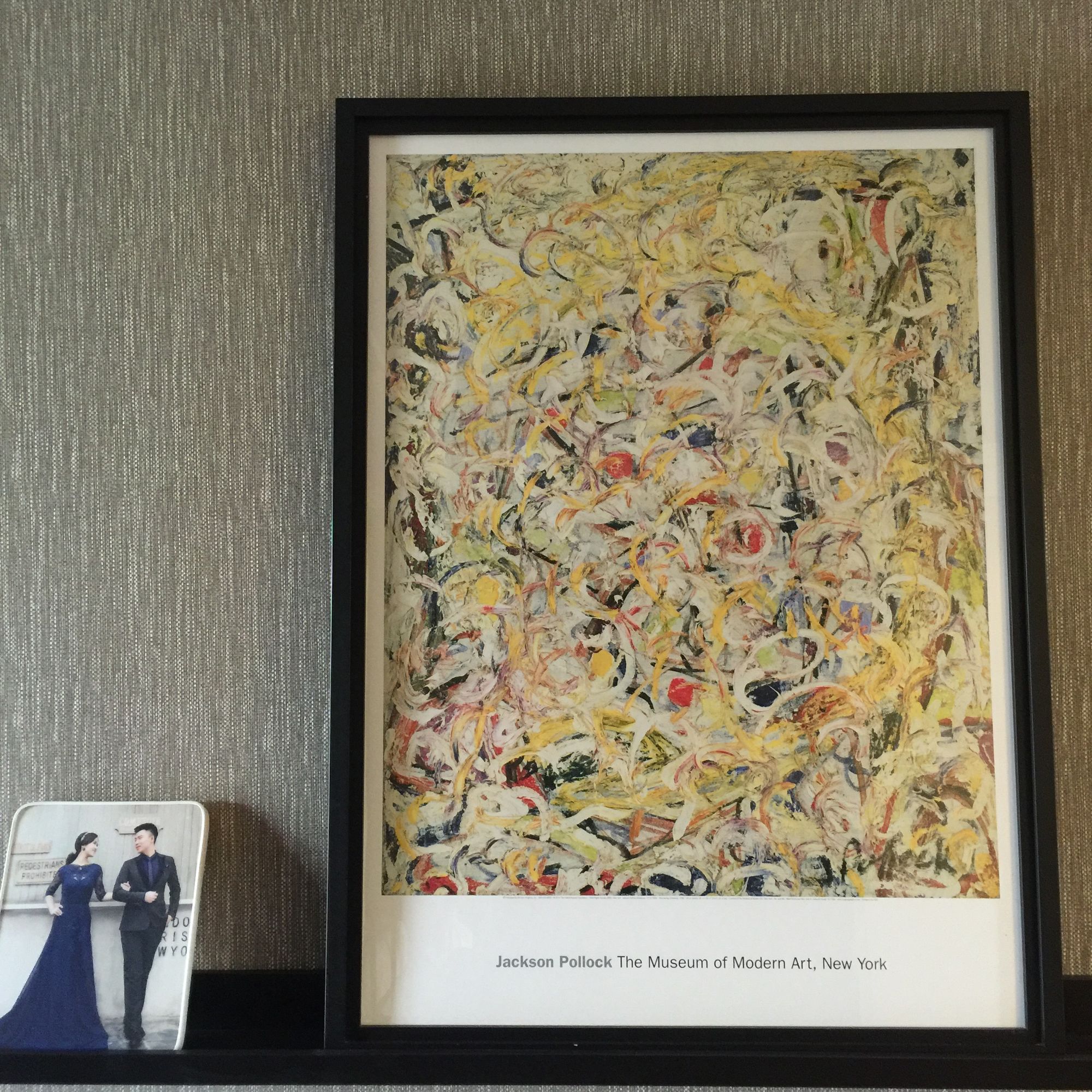 后现代风格客厅效果图,你想不到的老歌