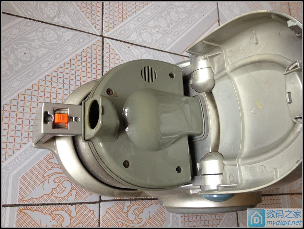 海尔真空吸尘器怎么组装,海尔手提真空吸尘器