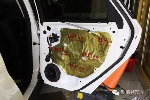 福特福克斯四门喇叭,福特福克斯音响