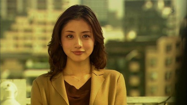 爱笑的眼睛和温柔的善良,爱笑的眼睛比较美