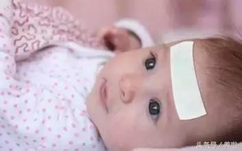 宝宝天气转凉就感冒发烧怎么办,宝宝冻感冒了一直低烧