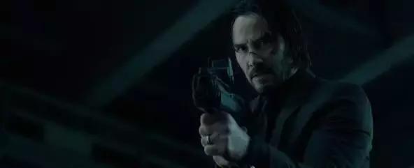 战术美学｜《疾速追杀》的“枪械世界”