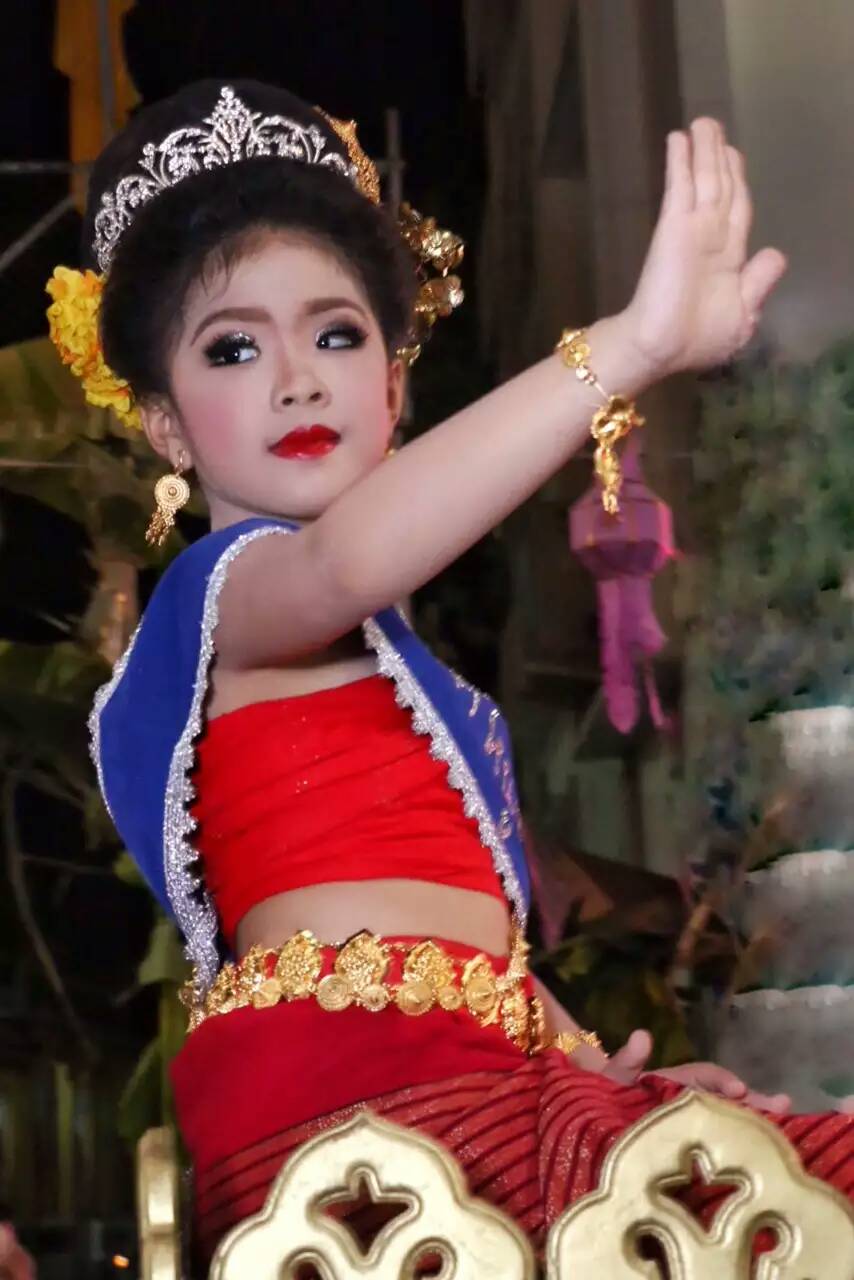 泰国怪异传统节日,水灯节是不是泰国的传统节日