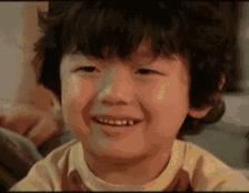 佳能200d二代镜头灰尘怎么清洁,镜头里有灰尘如何处理