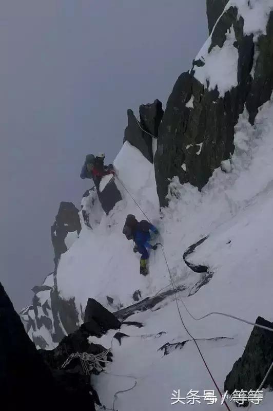 博格达峰登顶需要什么手续,博格达攀登视频教程