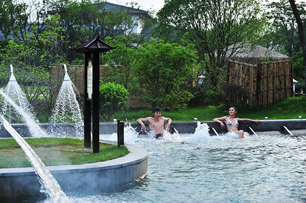 上海周边泡温泉旅游胜地,上海周边城市温泉旅游推荐