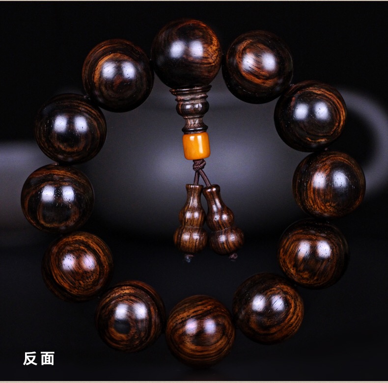 手串开裂怎么办,竹节手串的竹节开裂有什么说法吗