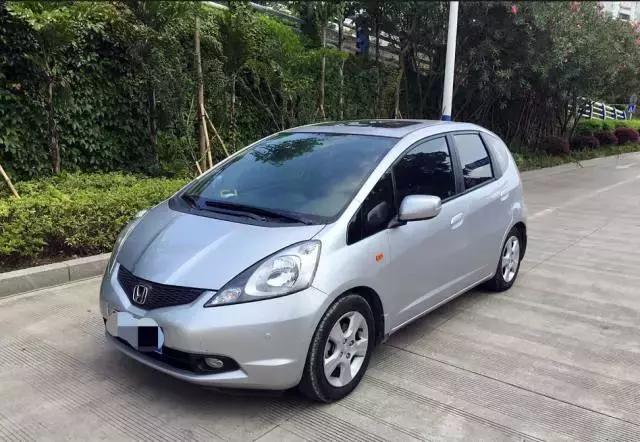 新手座驾推荐,开车新手练车推荐车型