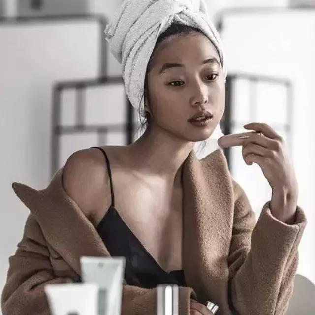 励志博主|她说长得不够美,那就穿的够美!活的漂亮!