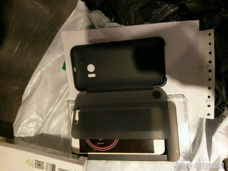 HTC10开箱:颜值为HTC手机的巅峰，销量却不尽人意