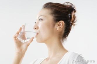 口腔溃疡口水流出来导致嘴边溃烂,牙龈内侧口腔溃疡