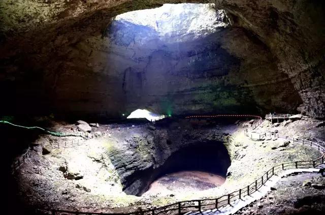 如果你来广元,我才不带你去剑门关嘞!