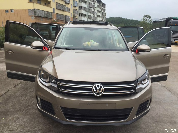 16年大众途观四驱1.8t豪华版指南,14年大众途观豪华版1.8t功能介绍