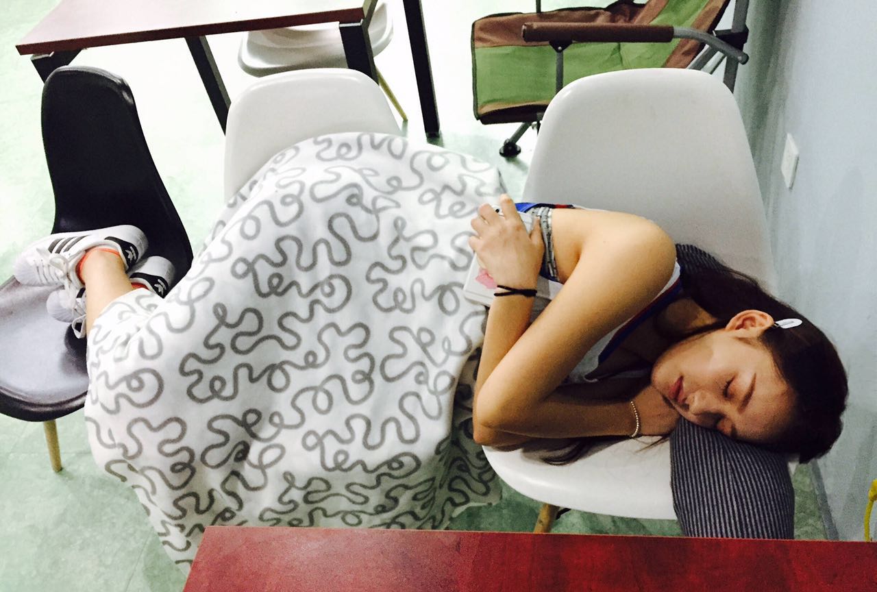 林允将搭档陈柏霖出演迪士尼电影《睡美人》贾青张云龙做配角