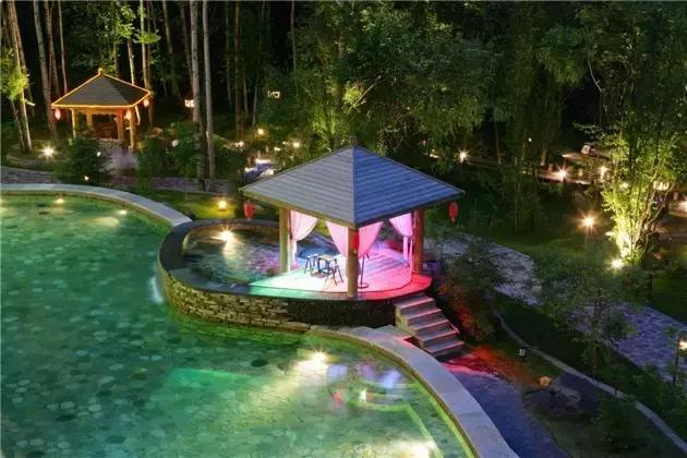 长白山必睡5家绝美酒店,长白山经济实惠正宗的温泉酒店