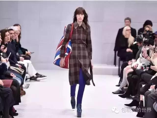 每个人都有属于自己的钱袋子,每人必须拥有的时尚潮流的包