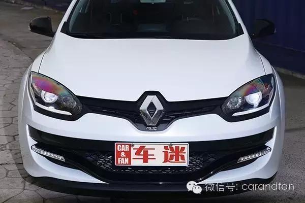 雷诺梅甘娜混合动力版谍照,雷诺新梅甘娜rstrophyr再创新纪录