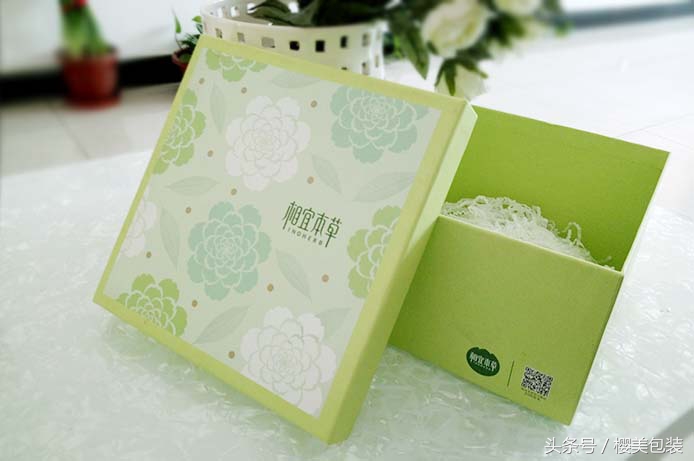 小宝贝护肤套装,你们猜猜小宝贝用的什么护肤品