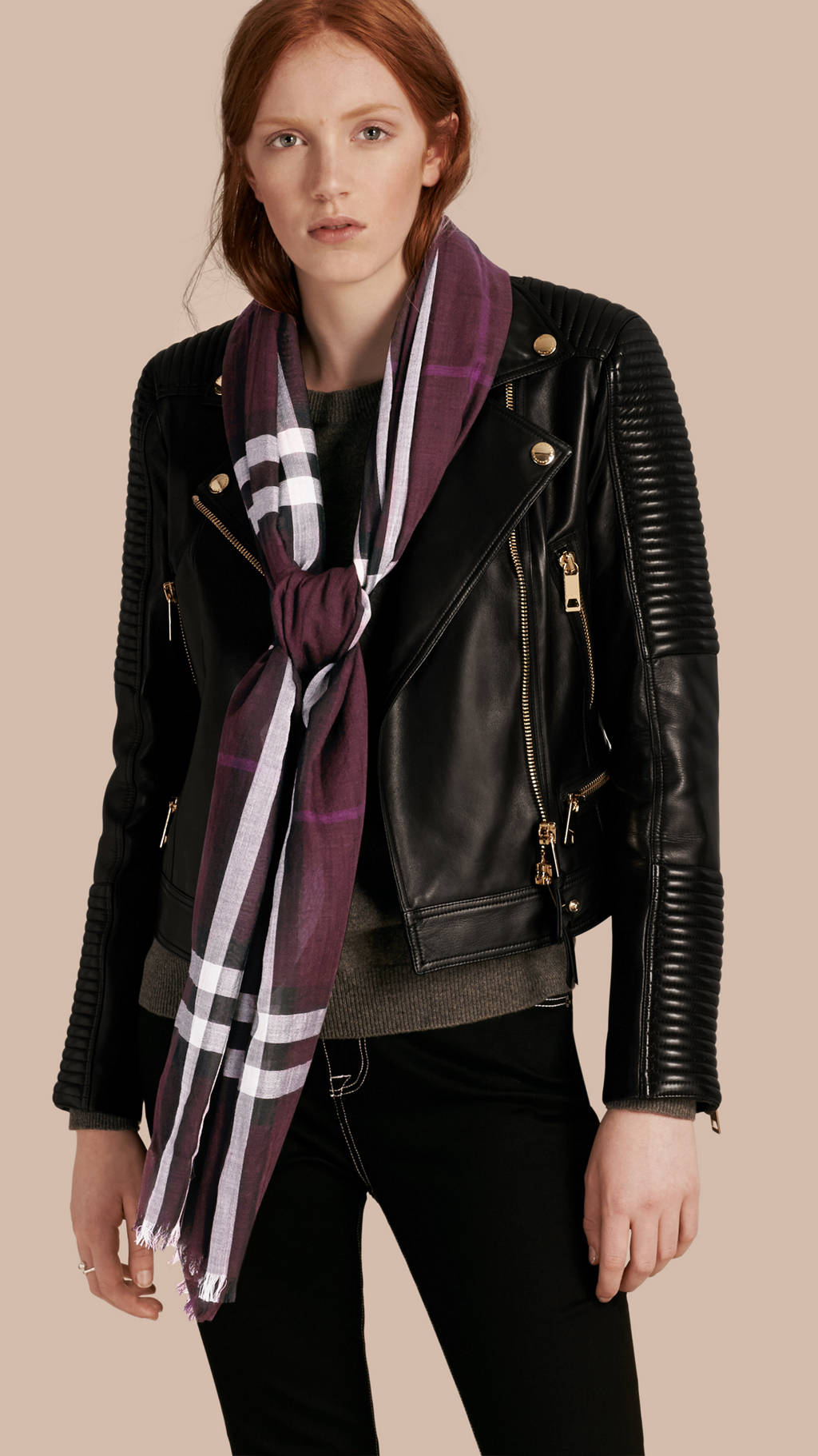 burberry的经典款围巾,burberry围巾哪款经典