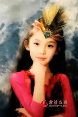 迪丽热巴和古力娜扎撞衫谁更美,迪丽热巴古力娜扎对比花儿与少年