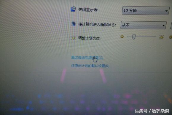 怎么把lol游戏界面变小,lol如何设置才能更卡