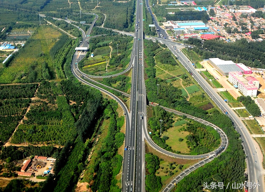 2022准点率最高的航司,黄金周机场旅客吞吐量