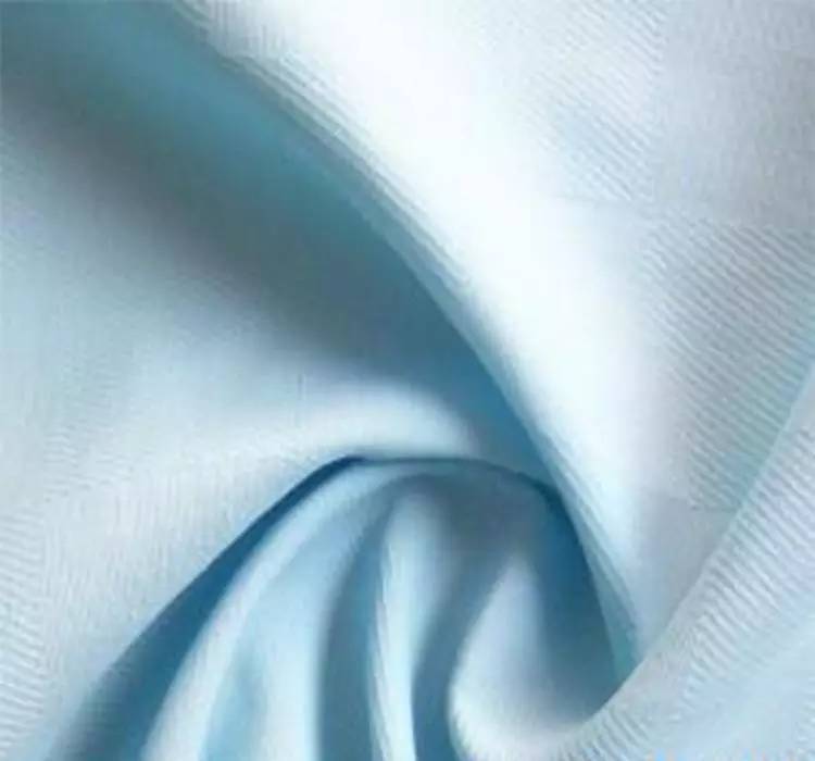 三醋酯纤维材质毛衣容易起球吗,什么材质的毛衣冬季穿暖和不起球