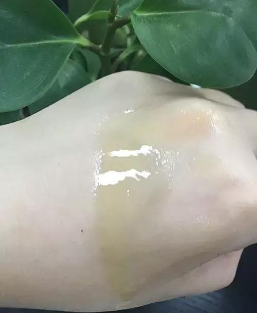 平滑肌肤精华推荐,什么精华是熬夜肌的救星