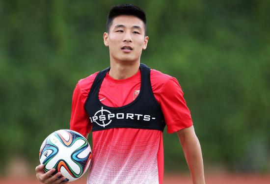 武磊国家队出场次数追平孙继海,国足低迷失利武磊浪射问题凸显