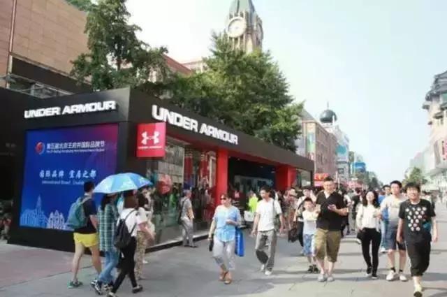 郭德纲看曹金的视频,看郭德纲观众反应