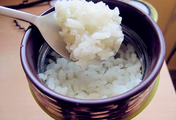 外出旅游宝宝吃什么 (3岁宝宝外出旅游怎么吃)