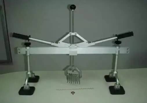 汽车钣金漆面有点凹怎么修,什么是汽车钣金凹凸怎么修复