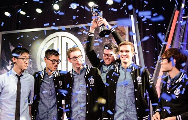 s6总决赛第一场ssg,s6rng总决赛几强