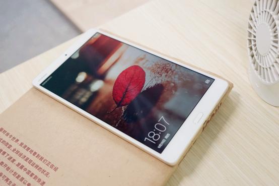 终于等到安卓影音旗舰华为平板M3评测