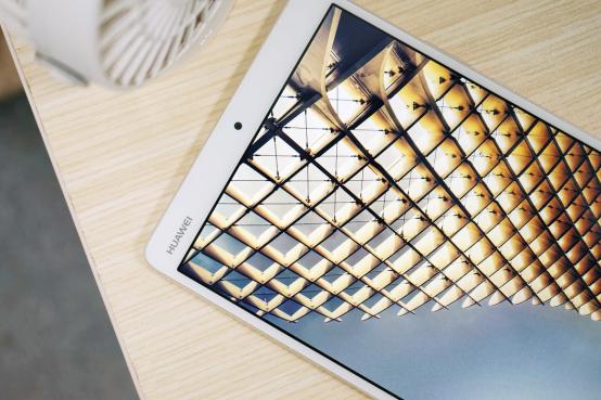 终于等到安卓影音旗舰华为平板M3评测