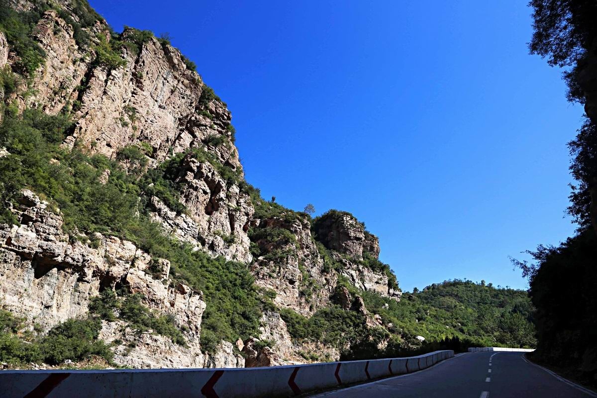 仰韶大峡谷的自然环境和城市风貌,仰韶大峡谷风光