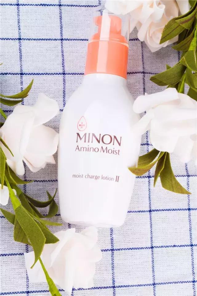 Word天!曾经不起眼的姨妈巾,这次颠覆了我们的三观