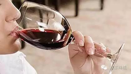 女人喝酒有好处，教你正确的喝酒方法