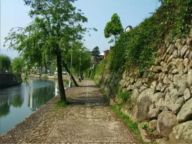 再不疯狂我们就老了时光音乐会,再不疯狂我们就老了旅游版