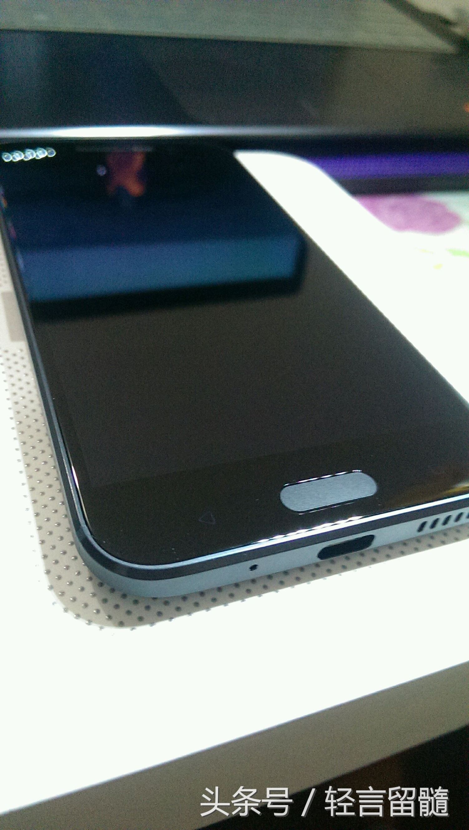 HTC10开箱:颜值为HTC手机的巅峰，销量却不尽人意