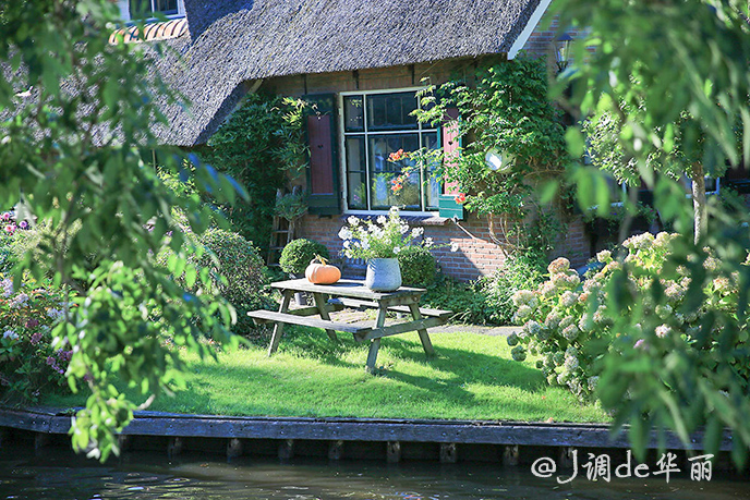 欧洲最美水乡荷兰羊角村,荷兰羊角村美丽的童话世界