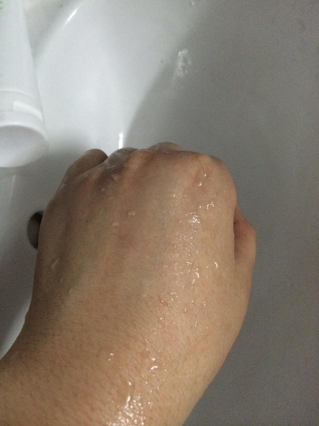 扒一扒这些平价好用的护肤品,学生党一整套护肤品好物分享