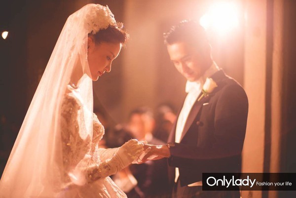 赵又廷高圆圆同款婚戒,高圆圆婚戒品牌