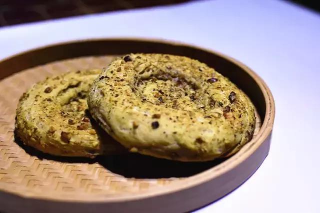 如果你来广元,我才不带你去剑门关嘞!