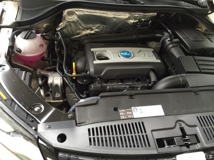 16年大众途观四驱1.8t豪华版指南,14年大众途观豪华版1.8t功能介绍