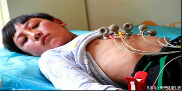 鍎跨鎷嶇墖姘旇兏鏄拫鍥炰簨,鍎跨姘旇兏浣忛櫌