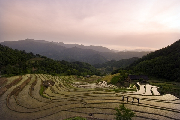 伏羲女娲旅游地,女娲补天的地域都在哪里