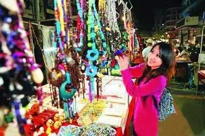 夜市发光产品摆地摊,夜市摆地摊最火爆的产品