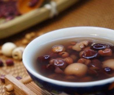 孩子发热处理步骤中医,孩子发热怎么办吃什么药